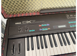 Yamaha DX7 (85895)
