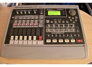 Roland VS-840 (37225)