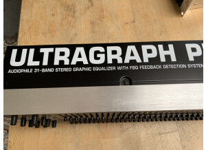 Behringer Ultragraph FBQ-Pro FBQ6200