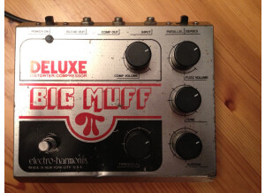 Electro-Harmonix Big Muff Pi Deluxe (77858)