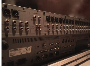 Tascam DM-3200 (88905)