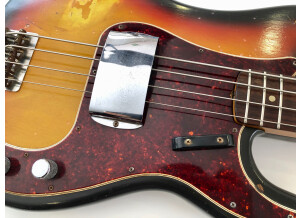 Fender Precision Bass (1966) (63414)