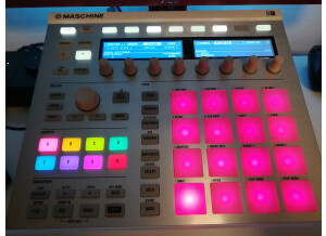 Native Instruments Maschine MKII (13955)