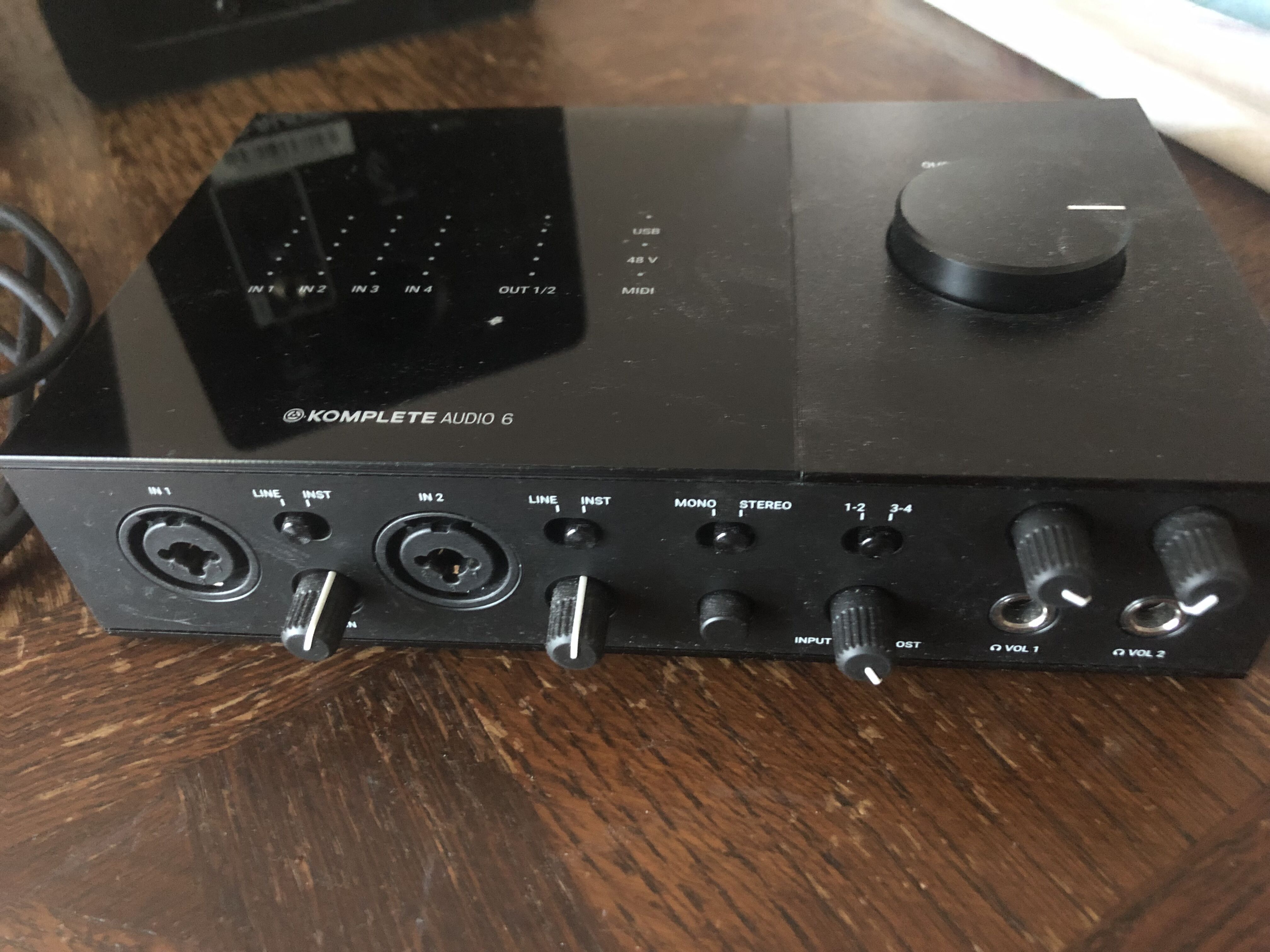Native Instruments Komplete Audio 6 MK2