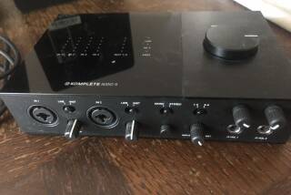 Native Instruments Komplete Audio 6 MK2