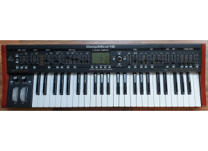 Behringer DeepMind 12 (35514)