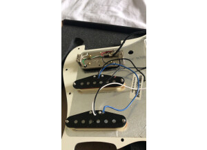 GFS Wired Strat pickguard 3 staggered pickups TONE J01 (83757)