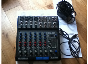 Alesis MultiMix 8 USB 2.0 (34535)