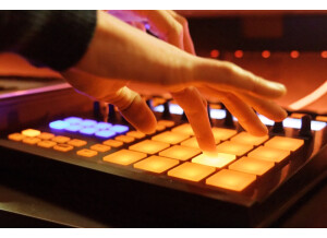 Native Instruments Maschine MKI (87475)