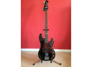 Squier Eva Gardner Precision Bass (33839)