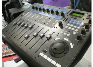 ...une surface de contrôle relativement complète...