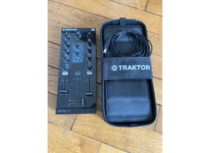 Native Instruments Traktor Kontrol X1 mk2 (68204)