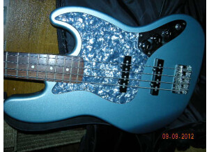 Fender [Standard Series] Jazz Bass - Lake Placid Blue Rosewood