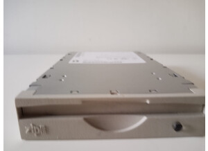Iomega Zip SCSI 100 Mo (16774)