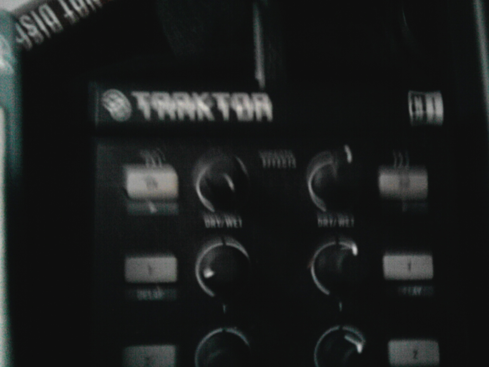 Native Instruments Traktor Kontrol X1