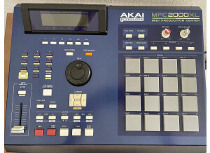 Akai Professional MPC2000XL MCD version (6532)