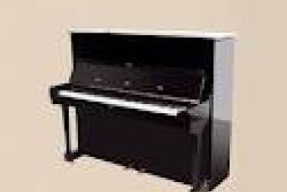 Steinway & Sons K132