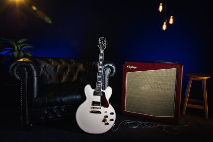Epiphone BB King Bone White 02 Epiphone BB King Bone White 02
