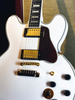 Epiphone BB King Bone White 14 Epiphone BB King Bone White 14
