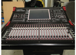 DiGiCo SD9 (88)