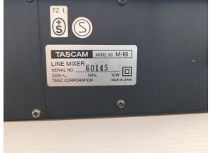 Tascam M-1B (96682)