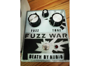 Death By Audio Fuzz War (19191)