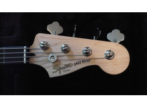 G&L JB-2 Tribute 3-Tone Sunburst Maple fingerboard