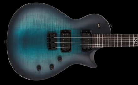 bodyazureblueee bodyazureblueee