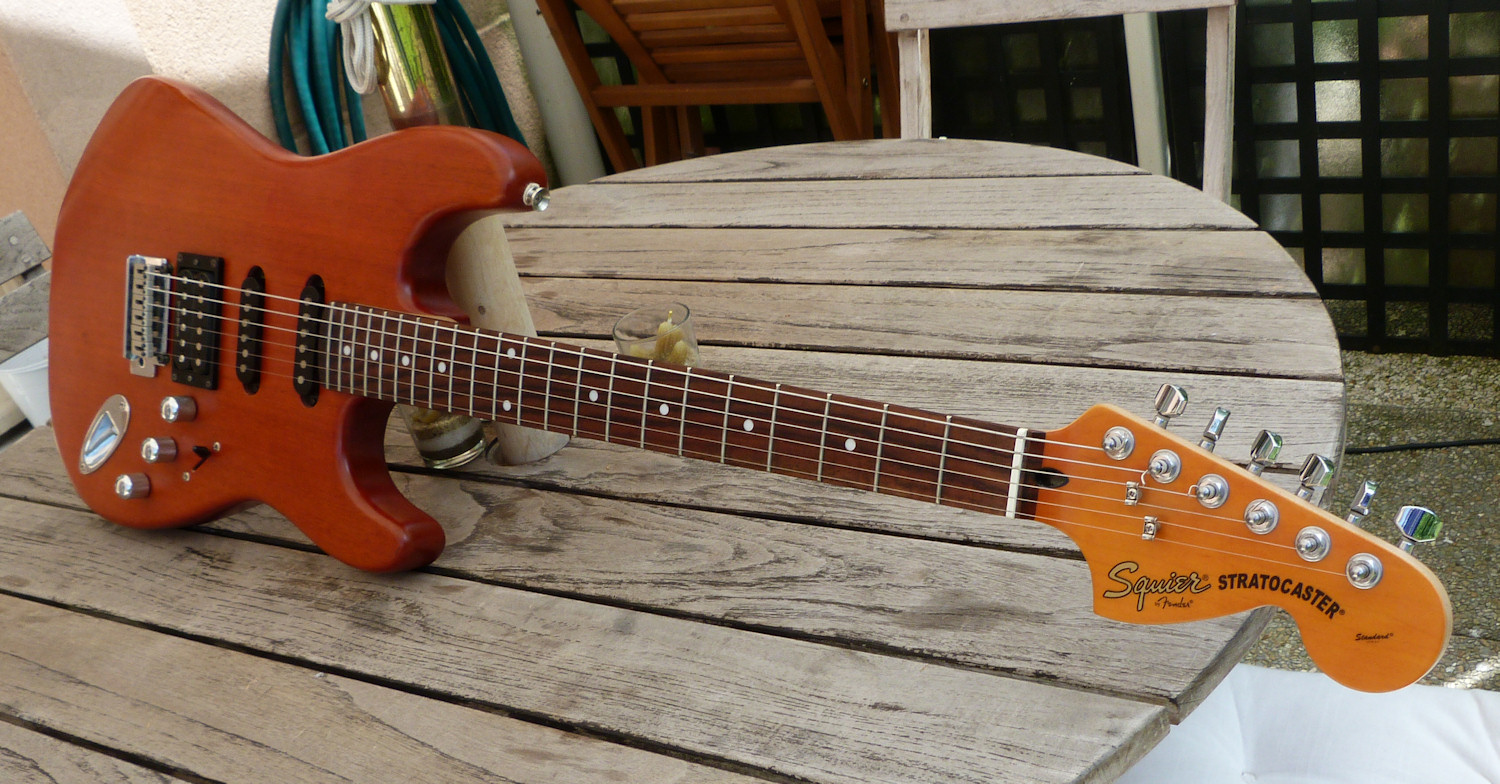 Squier Satin Trans Fat Stratocaster HSS