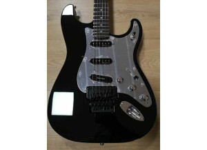 Fender Tom Morello Stratocaster (57111)