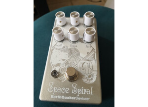 EarthQuaker Devices Space Spiral (74659)