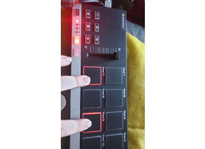 Akai Professional MIDImix (17211)