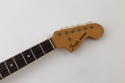 Fender Mustang [1964-1982] (8031)