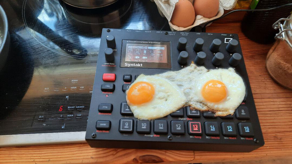 4687905.jpg 4687905.jpg