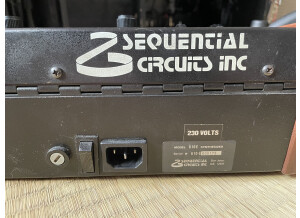 Sequential Circuits Six-Trak