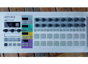 Arturia BeatStep Pro (54337)