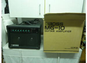 Boss MG-10 Guitar Amplifier