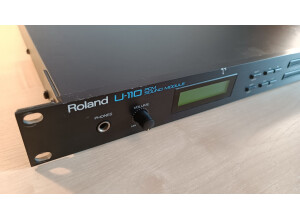 Roland U-110 (83003)