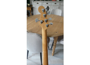 fender-roscoe-beck-3806816