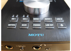 MOTU Track16 (71433)