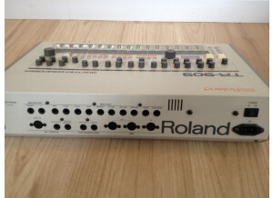 Roland TR-909 (2692)