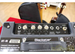 Blackstar Amplification HT-1R