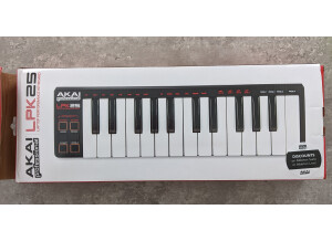Akai Professional LPK25 (56447)