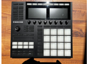 Native Instruments Maschine mk3 (2526)
