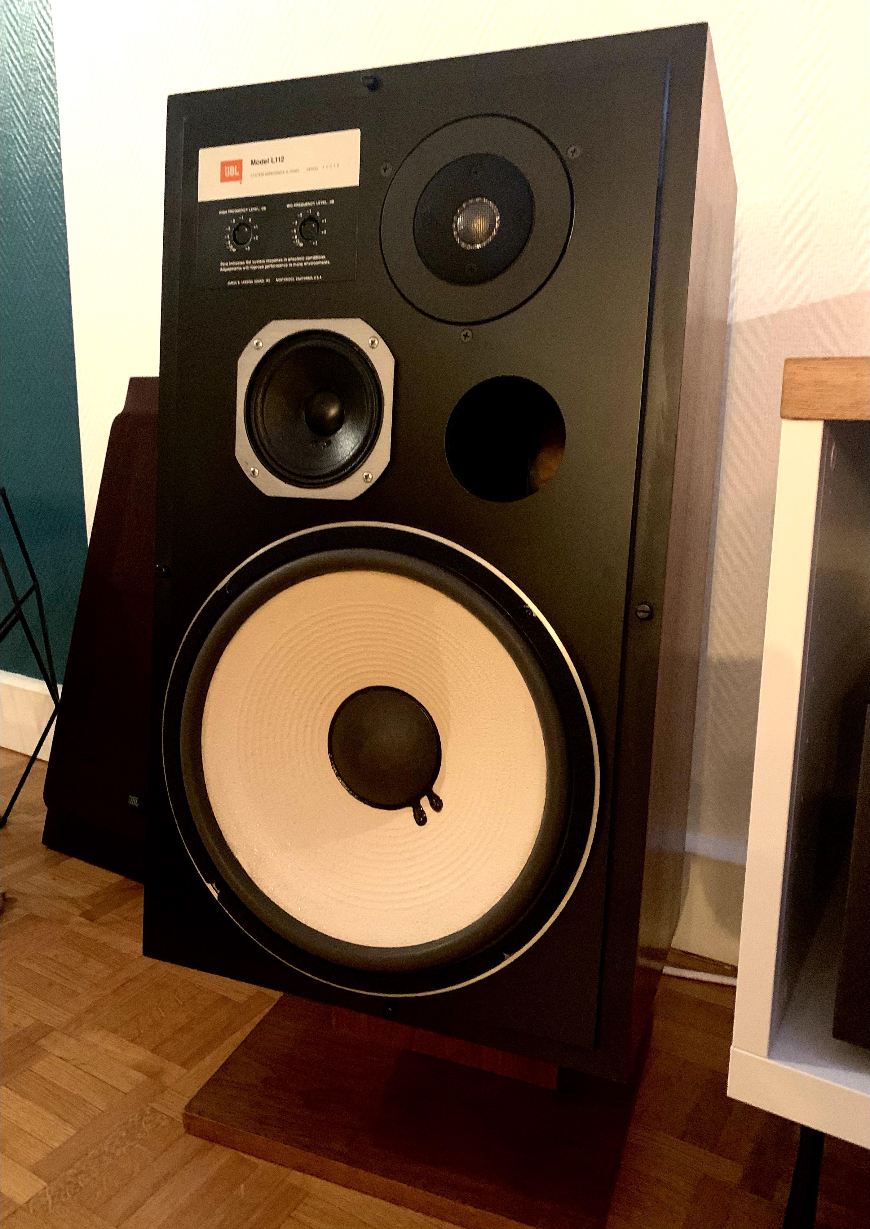 JBL L 112