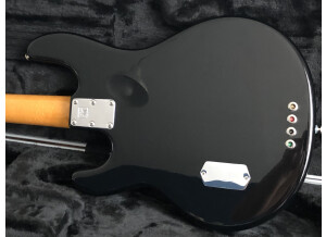 0A96B694-30A2-4C4A-9D76-0FB5BFE46F07