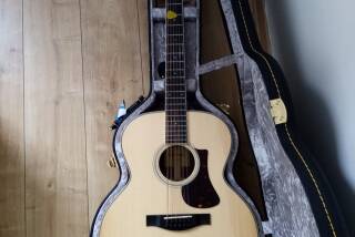 Eastman AC330E-12