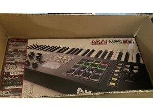 Akai Professional MPK261 (93902)