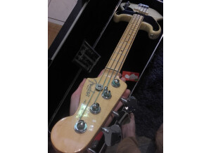 fender-precision-bass-3805638