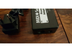 Midi Solutions Power Adapter